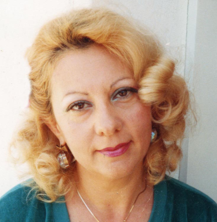 Ντέπυ Νικολοπούλου